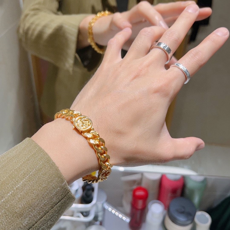 Gvc*1 bracelets